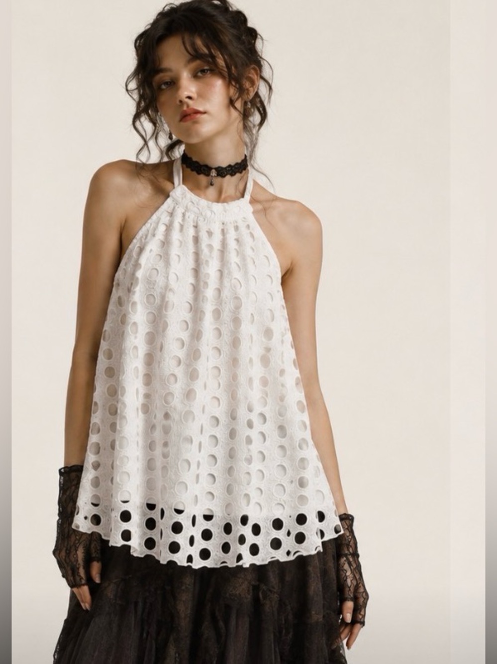 Romeo & Juliet Couture White Eyelet Halter Neck Resort Old Money Top Medium